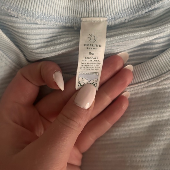 Light Blue Ribbed Athletic Top - Picture 2 of 2